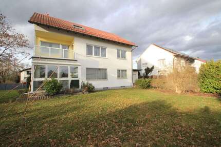 Haus zum Kaufen in Ichenhausen 495.000,00 € 236.94 m²