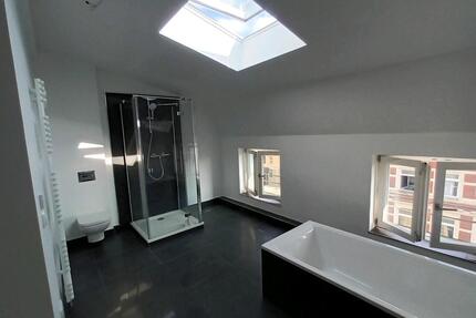 Neubau Erstbezug! Großzügige Wohnung mit Balkon - Schwerin Altstadt