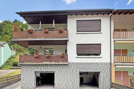 Haus zum Kaufen in Schönau 385.000,00 € 280 m²