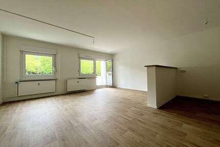 Wohnung zum Mieten in Chemnitz 360,00 € 69.25 m²