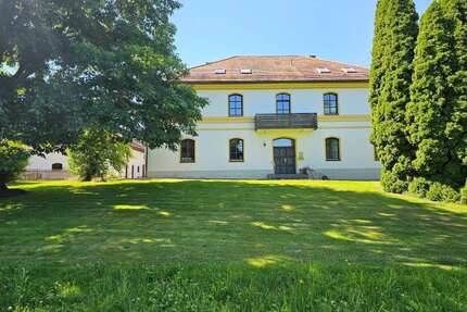 Haus zum Kaufen in Bayern - Aldersbach 859.000,00 € 725 m²