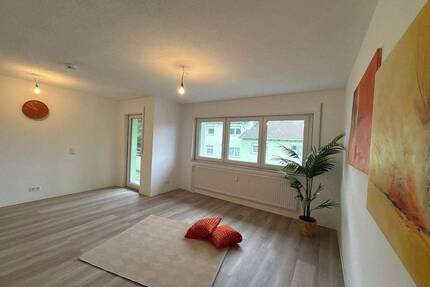 Wohnung mit Balkon im gepflegten Mehrfamilienhaus (F26) - Baumholder