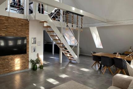 Stilvolle 3,5 Zimmer Maisonettewohnung mit Charme auf zwei Ebenen - Kirchberg an der Murr