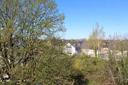 Wohnung zum Kaufen in Troisdorf 155.000,00 € 52 m²