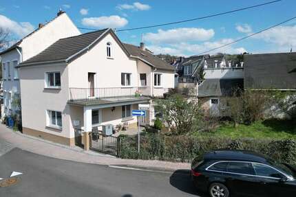 Haus zum Kaufen in Rheinbreitbach 299.500,00 € 147.13 m²