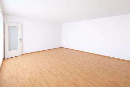 Wohnung zum Mieten in Bad Lauchstädt 315,00 € 36.42 m²