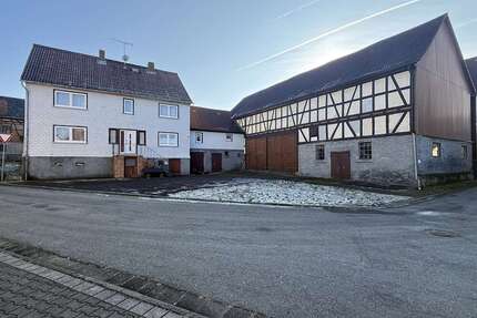 Haus zum Kaufen in Feldatal 89.000,00 € 223 m²
