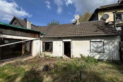 Haus zum Kaufen in Düren 165.000,00 € 90 m²