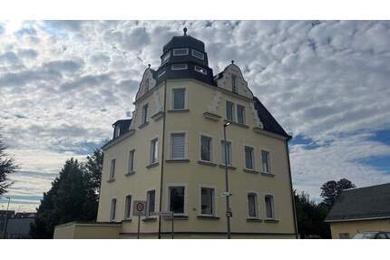 *** Schöne 2-Raum-Dachgeschosswohnung in Neukirchen *** - Neukirchen/Erzgebirge