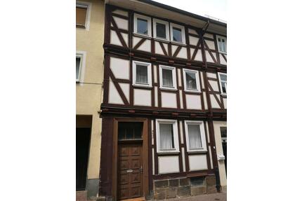 Haus in Hessisch Lichtenau - 53.000,00&nbsp;EUR Kaufpreis, ca.&nbsp; 200,00&nbsp;m&sup2; in Hessisch Lichtenau (PLZ: 37235)