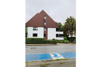 Helle 3-Zimmer-Wohnung mit zwei Balkonen - Hamburg Bergstedt