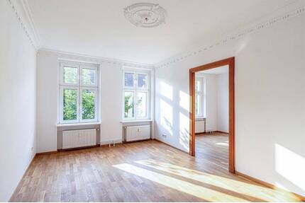 Altbauwohnung mit liebevollen Details nahe dem Tempelhofer Feld - Berlin-Neukölln