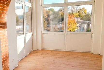 Helle, Ruhige, neuwertige Wohnung - Hildburghausen