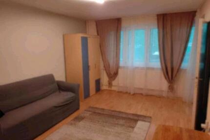 1 Zi. Wo. 40 qm. Zu Vermieten in Reinickendorf. - Berlin Spandau