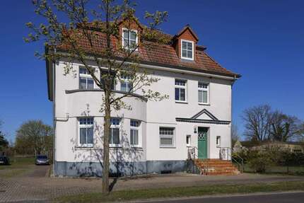 Haus zum Kaufen in Liepgarten 750.000,00 € 330.01 m²