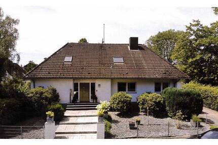 Einfamilienhaus (freistehend) mit Einliegerwohnung - Ratingen Breitscheid