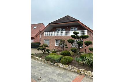 Dachgeschoss-Wohnung (100qm) in Dersum- ideal für Paare