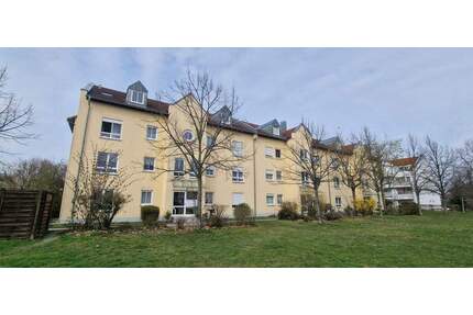 vermietete 2-Raum Wohnung mit Balkon und Stellplatz in Lindenthal - Leipzig