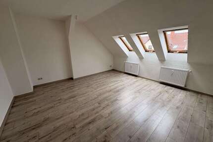 Wohnung zum Mieten in Zwickau 370,00 € 51.85 m²