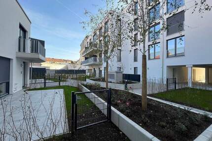 2-Zimmer-Wohnung mit EBK und Terrasse im ruhigen Innenhof! - Nürnberg Gostenhof