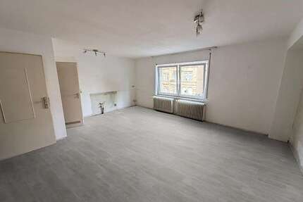 Wohnung zum Mieten in Stuttgart 400,00 € 27 m²