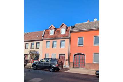 Haus zum Kaufen in Loitz 222.000,00 € 130 m²