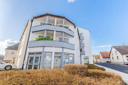 Zentrumsnah und sofort frei! Helle Wohnung in Singen-City