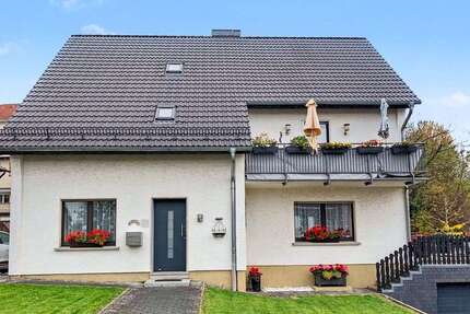 Haus zum Kaufen in Hachenburg 405.000,00 € 223 m²