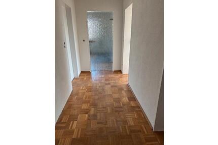 Neu renovierte 3 Zimmerwohnung in Top Lage Alte Nbg Straße Rgbg - Regensburg Ganghofersiedlung