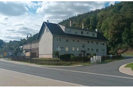 Eigentumswohnung in Paterre - 31.000,00&nbsp;EUR Kaufpreis, ca.&nbsp; 64,00&nbsp;m&sup2; in Gräfenthal (PLZ: 98743)