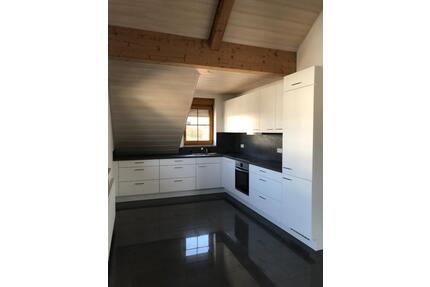 4-Zimmer-Dachgeschosswohnung mit Balkon - Satteldorf