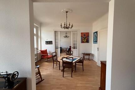 Zentral gelegene sehr große Altbau-Wohnung in Schwelm zur Miete
