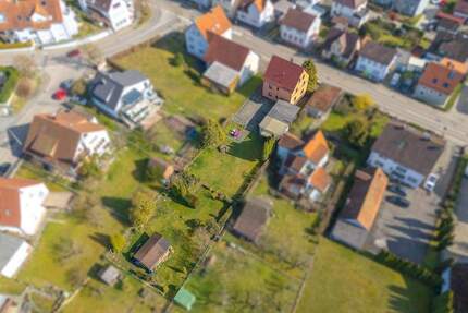 ++ Attraktives Zweifamilienhaus & Baugrundstück mit Entwicklungspotenzial ++ - Rechberghausen