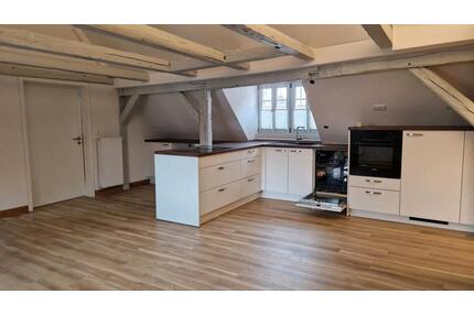 Altbau Loft in Haßfurt-Zentrum - 900,00&nbsp;EUR Kaltmiete, ca.&nbsp; 114,00&nbsp;m&sup2; in Haßfurt (PLZ: 97437)