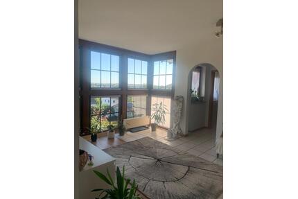 Großzügige 4-Zimmer Wohnung mit Garten in Bad Wildungen