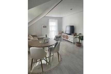 Schöne 2 Zimmer Wohnung in ruhiger Lage mit Einbauküche & Balkon - Pfungstadt