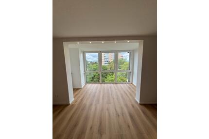 Helle Eigentumswohnung 3ZKB Wohnung - Limburgerhof