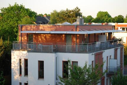 Wohnerlebnis auf zwei Ebenen: lichtdurchflutete, ruhige Maisonette-Wohnung mit Garten von Privat - Hamburg Altona