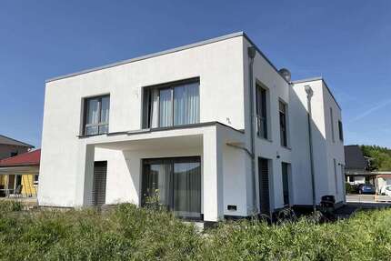 Haus zum Kaufen in Hardegsen Hevensen 649.000,00 € 300 m² - Hardegsen / Hevensen