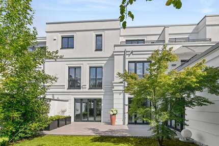 Wohnung zum Kaufen in Düsseldorf - Oberbilk 1.950.000,00 € 346 m²