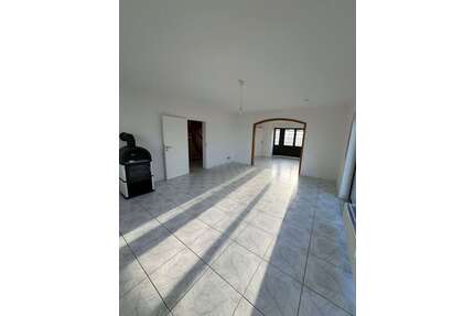 Haus zum Mieten in Dallgow-Döberitz 2.950,00 € 160 m²