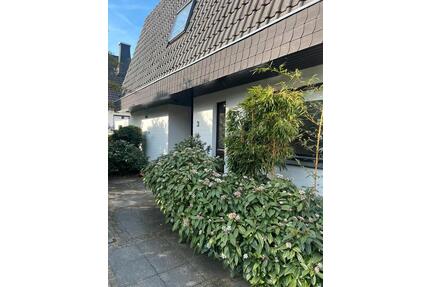 Exklusives Architektenhaus in Sackgasse zu verkaufen in Übach - Übach-Palenberg