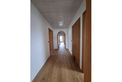 Wohnung zum Mieten in Königsbrunn 1.400,00 € 100 m²