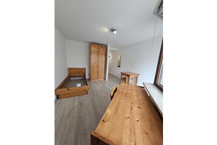 Möbliertes 1-Zimmer Apartment Regensburg | Balkon | Uni-nah