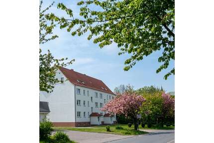 Wohnung zum Mieten in Lüdershagen 275,00 € 42.04 m²