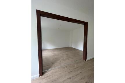 Ruhige 3,5 Zimmer Wohnung mit 89m2 2.OG - Dortmund Hörde