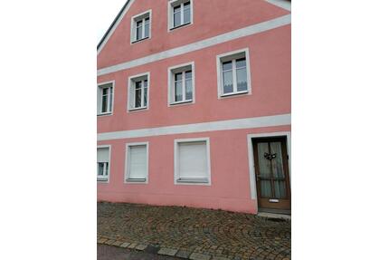 Mehrfamilienhaus zum Verkauf in Pfreimd