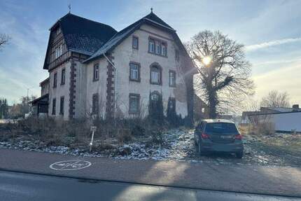 Herrenhaus mit weiteren Grundstücken zur Projektentwicklung - Waldeck Höringhausen