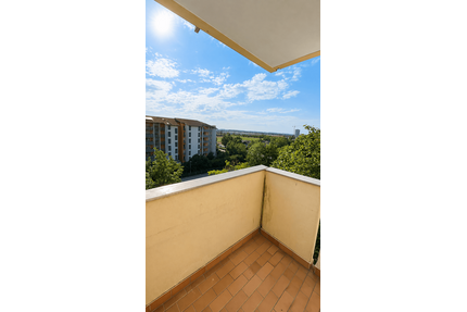 Wohnung zum Kaufen in Germering 360.000,00 € 77.61 m²