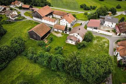 Haus zum Kaufen in Bayern - Röhrnbach 495.000,00 € 200 m²